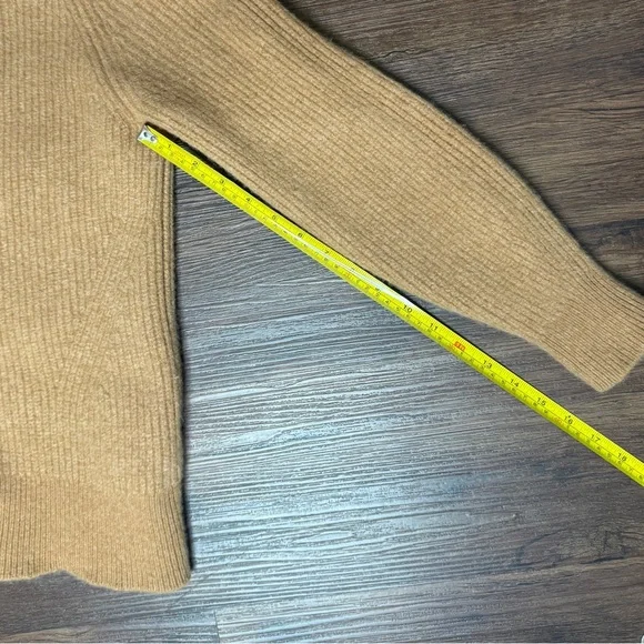 100% wool Everlane Women's Camel Cardigan Sweater - Picture 16 of 16